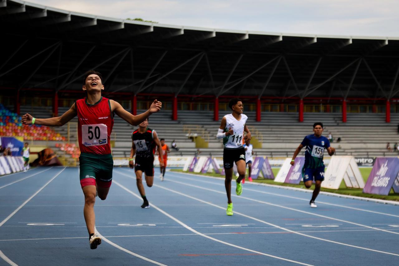 Regional de atletismo de la Amazonía y Orinoquía en el estadio Bello Horizonte de Villavicencio